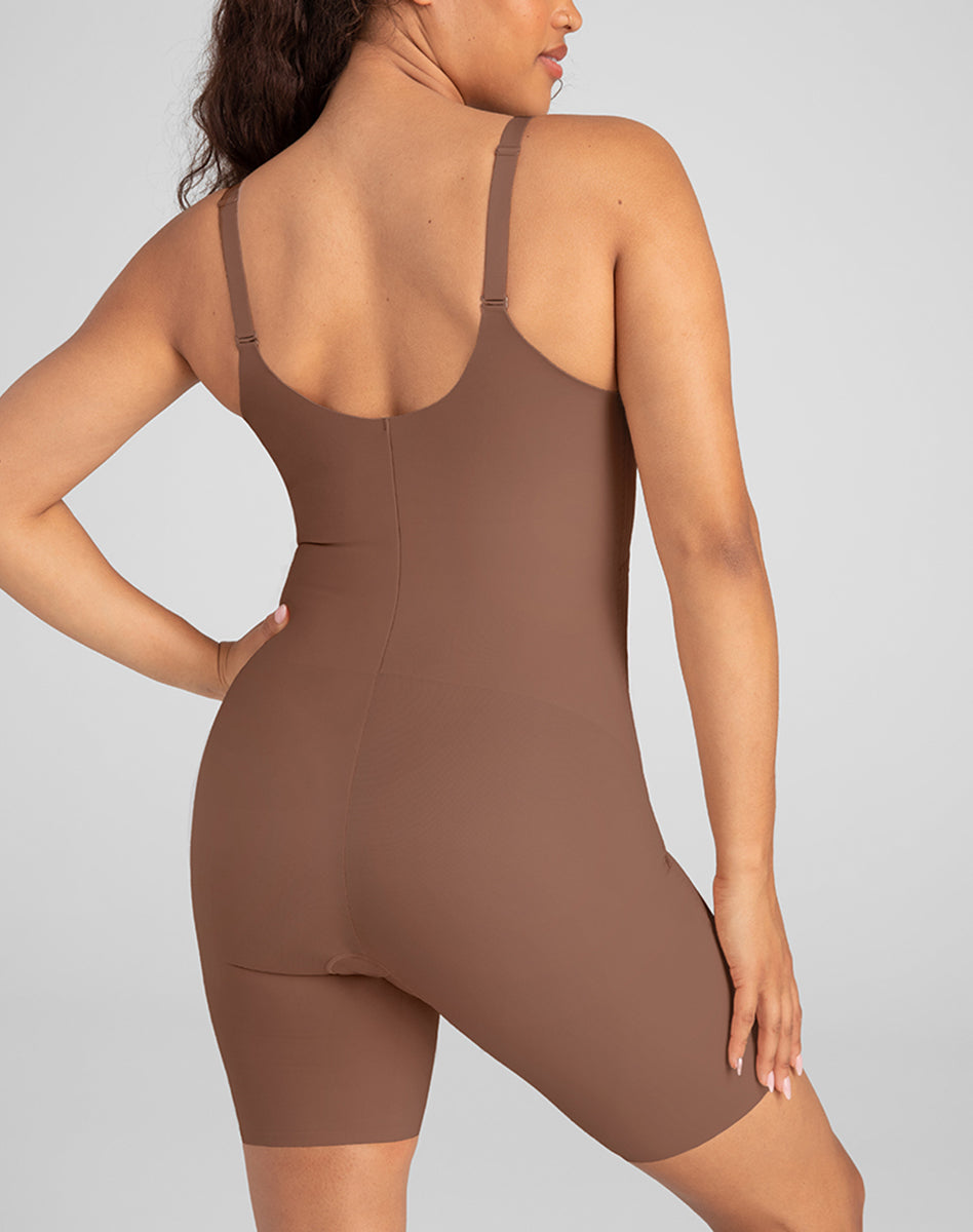 Chic Mid-Thigh Bodysuit for Effortless Style