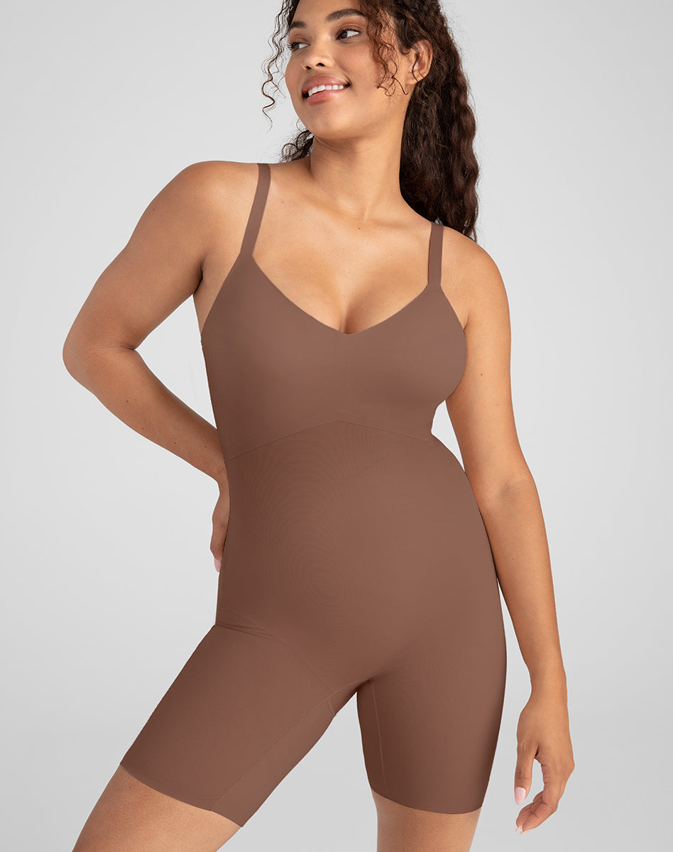 Chic Mid-Thigh Bodysuit for Effortless Style