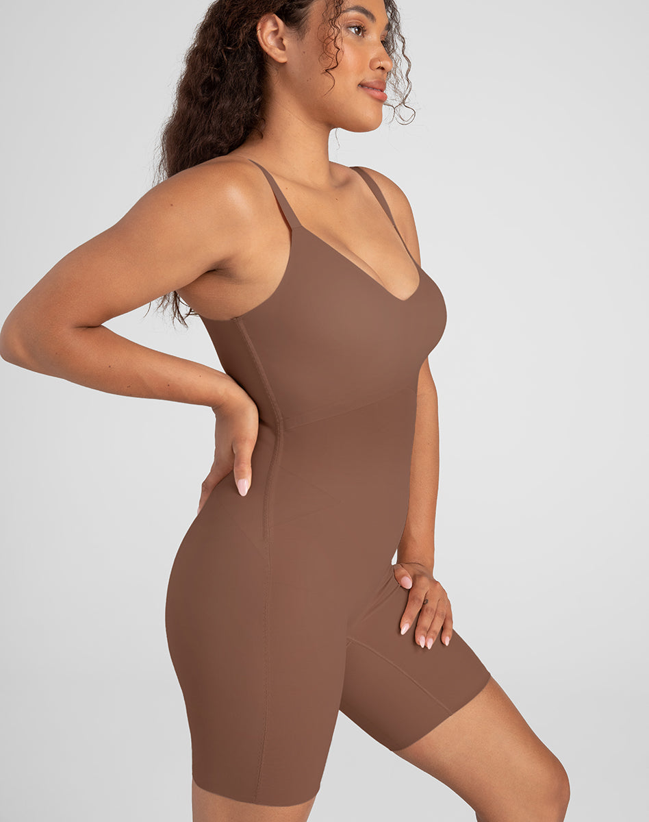 Chic Mid-Thigh Bodysuit for Effortless Style