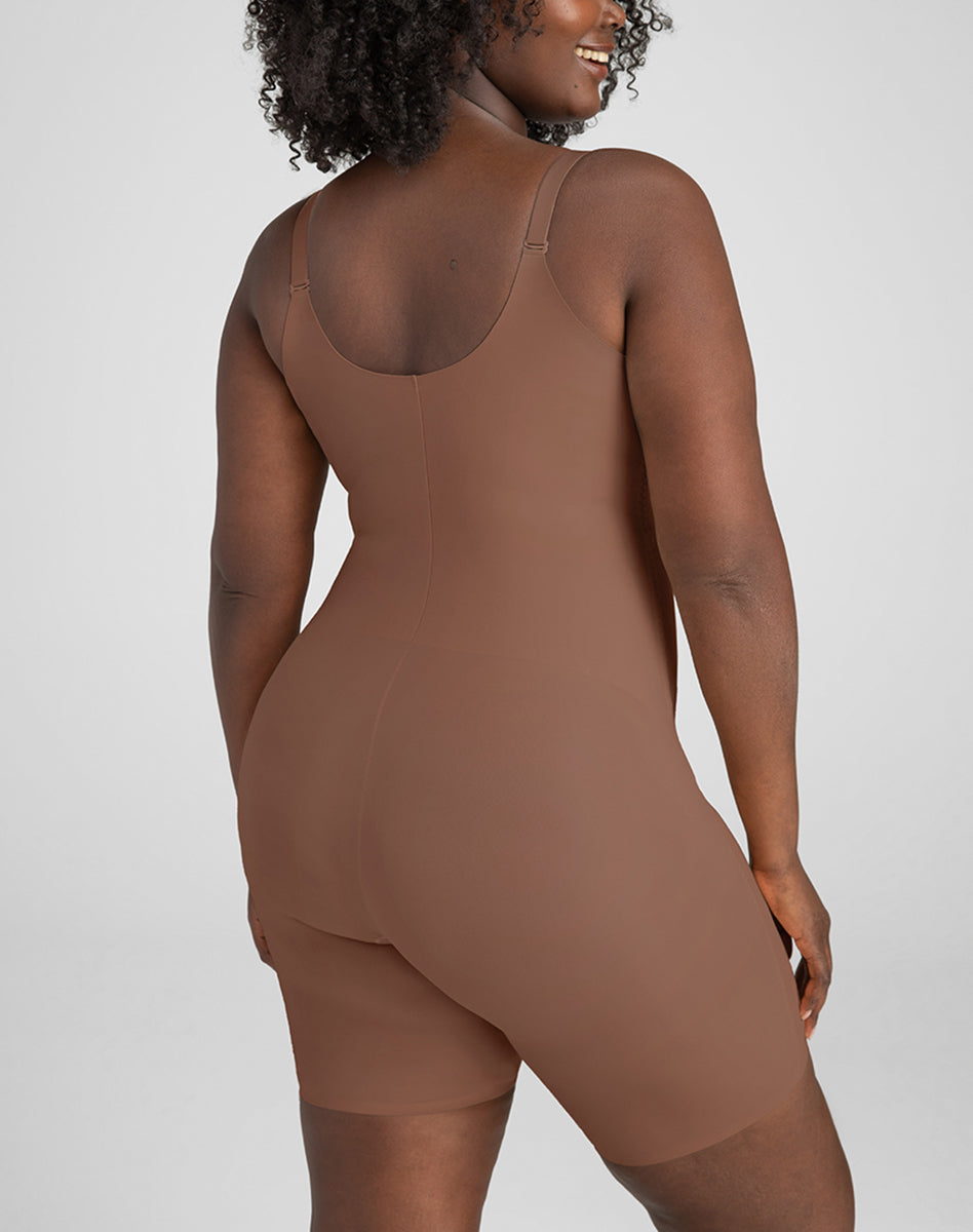 Chic Mid-Thigh Bodysuit for Effortless Style